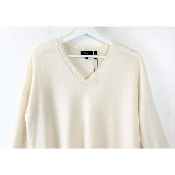 NWT Theory V-Neck Sweater in Cashmere Size M - Picture 4 of 10